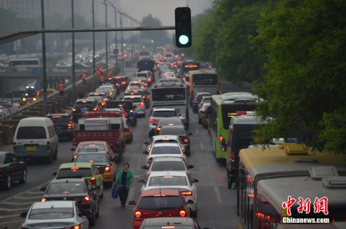 北京环保局：今年将重拳治理重型柴油车排放污染