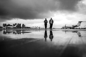 侣行 夫妻完成中国飞机环球飞行:出发前留遗嘱