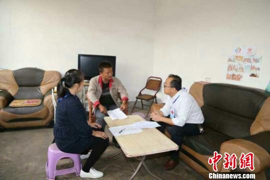 山西长治男子捐赠遗体器官回馈社会关爱(图) 山西长治男子捐赠遗体器官回馈社会关爱(图)