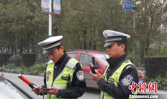 山西一交警术后三天就上班 山西一交警术后三天就上班被称为“最不听话病人”