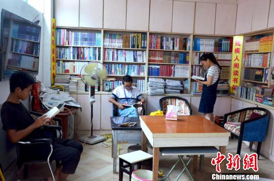 八闽千姿:农民办“草根图书馆” 八闽千姿:农民办“草根图书馆”43载坚持免费开放