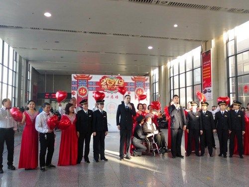 郑州火车站：“颜值”、服务双提升 温暖旅客回家路