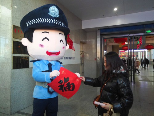 郑州火车站：“颜值”、服务双提升 温暖旅客回家路