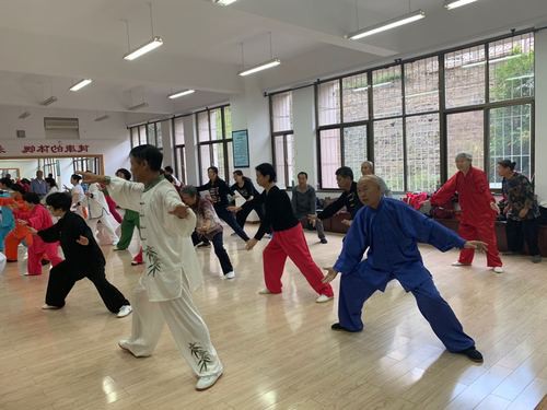 莫道桑榆晚：威海市老年大学让老年人老有所学、老有所乐