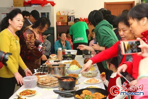 北京：“巧媳妇”赛“私房菜”迎“三八”国际妇女节