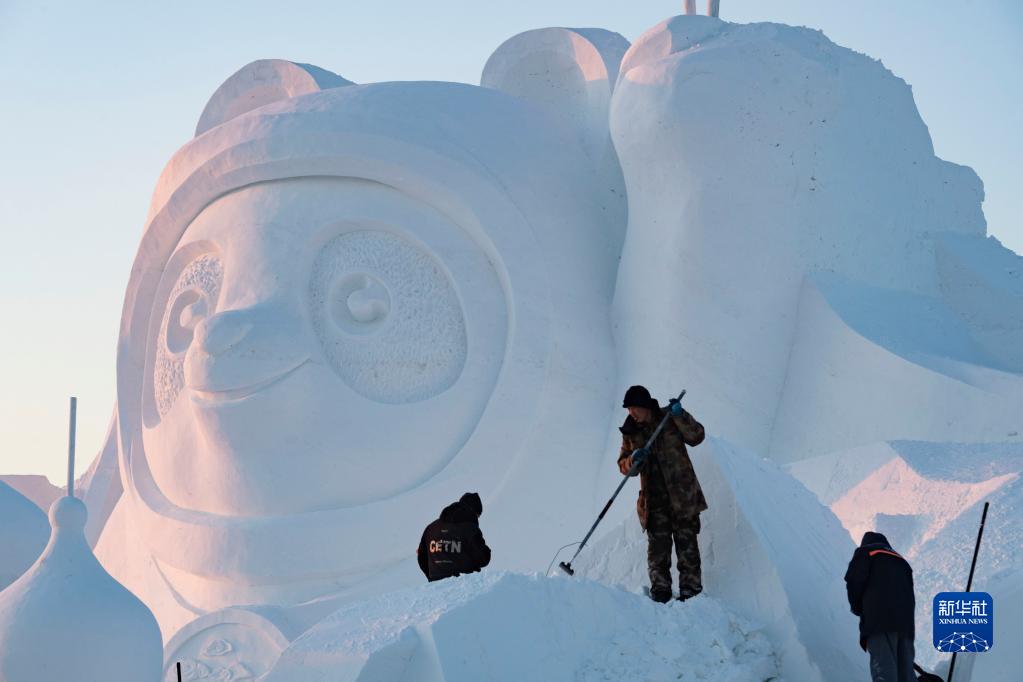 冬奥太阳岛之旅雪雕亮相哈尔滨太阳岛雪博会