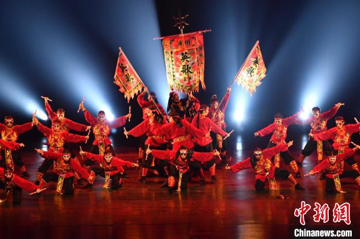 全国15个街舞团队广州展演 融入英歌、围棋元素