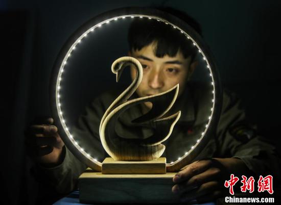 奥运冠军示范家庭亲子体育 全国幼儿体育趣味赛线上亲子赛正式启动
