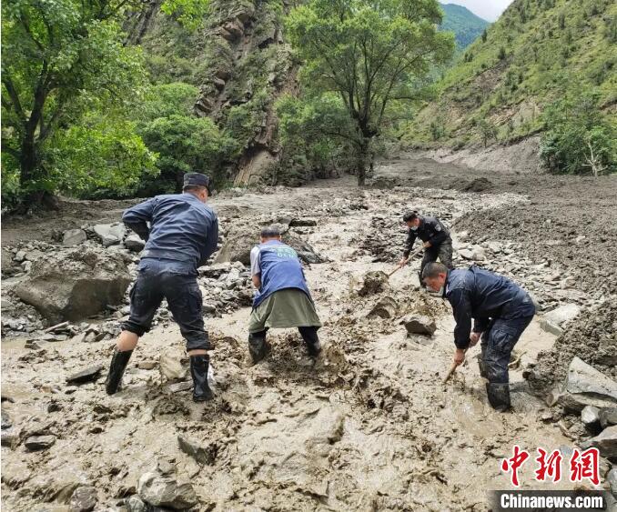四川小金县泥石流灾害搜救工作结束 共造成4死2伤