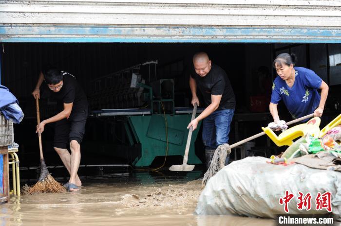 直击洪水退去后的安徽歙县经济开发区