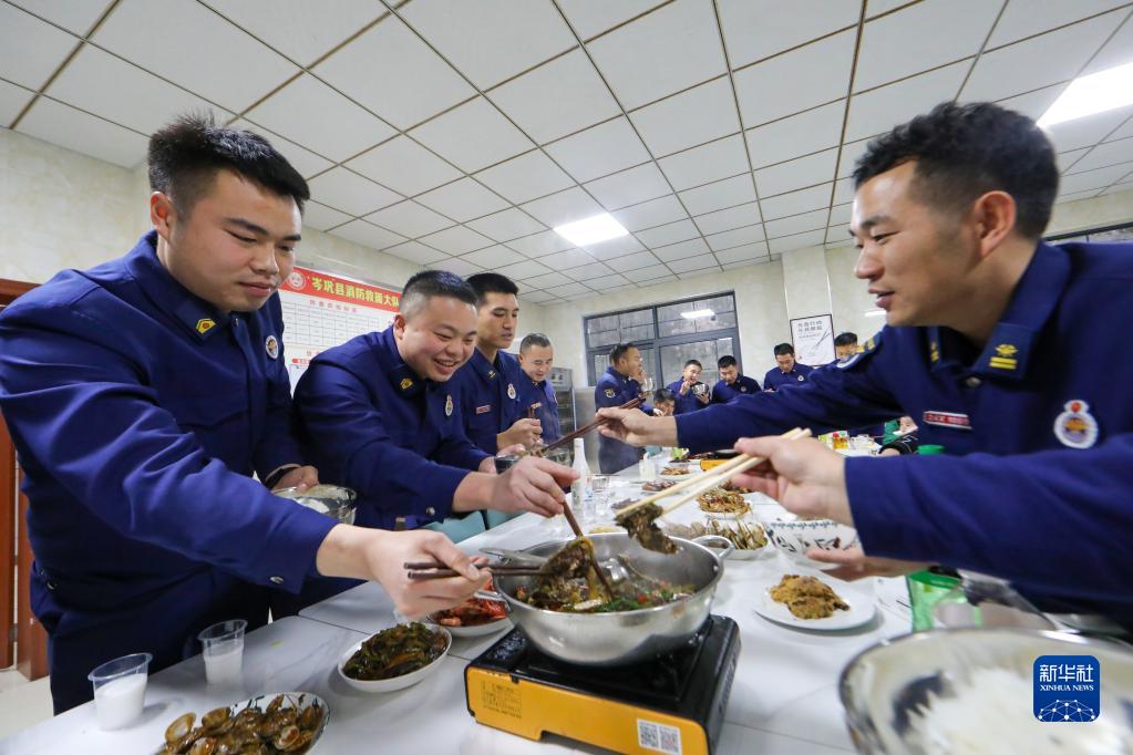 天南地北年夜饭