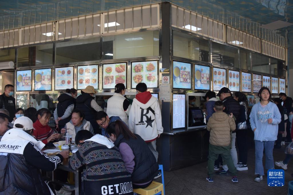 小店年味浓