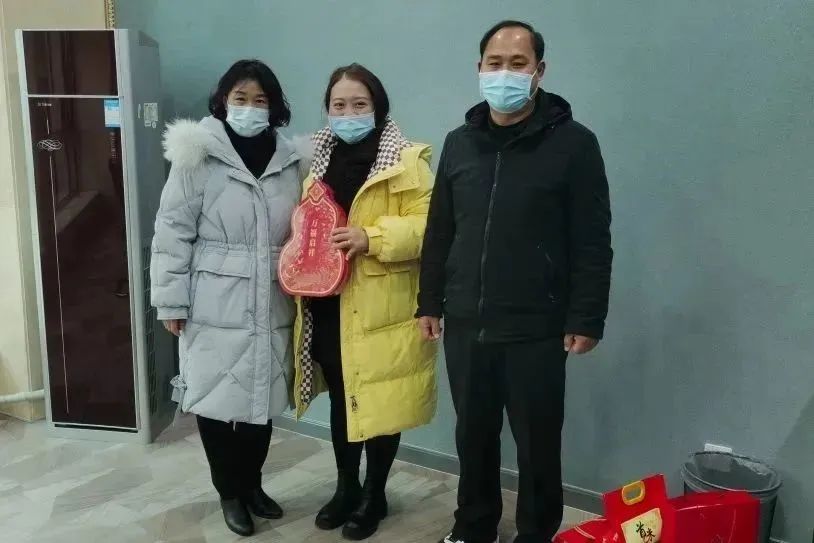 北京市大兴区各级工会走访慰问劳动模范