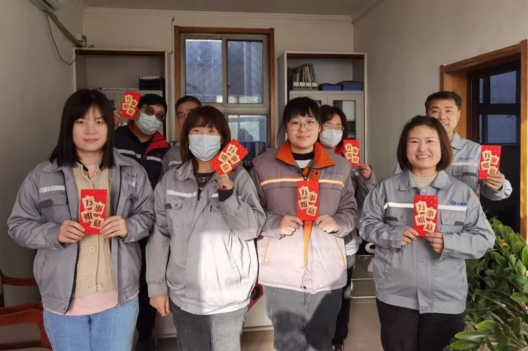 北京市大兴区各级工会走访慰问一线职工