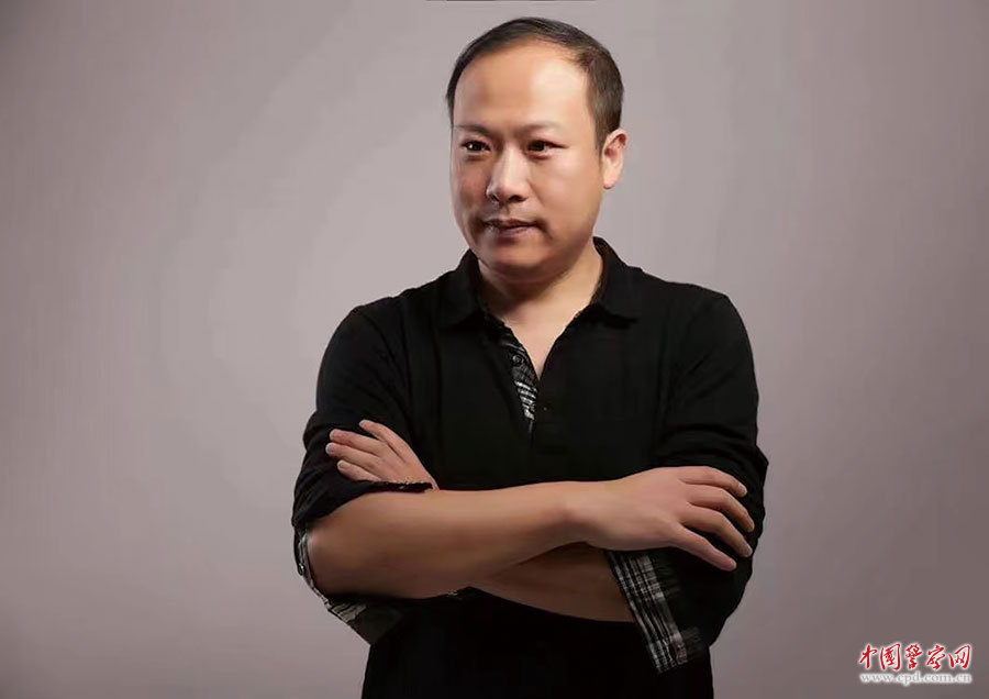 用另一种姿态战斗 用另一种姿态战斗