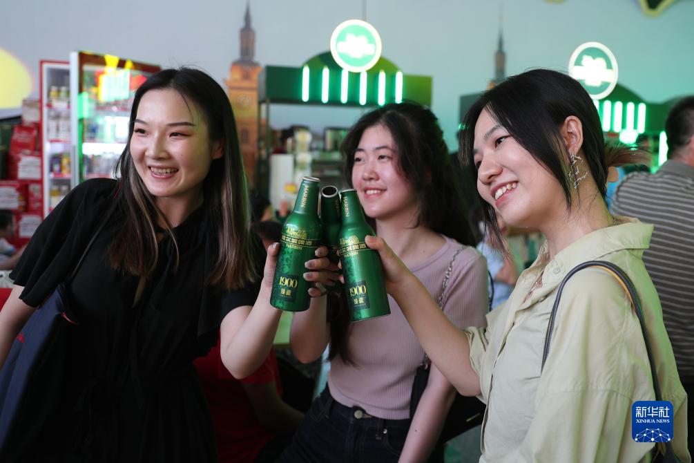 第二十一届哈尔滨国际啤酒节开幕