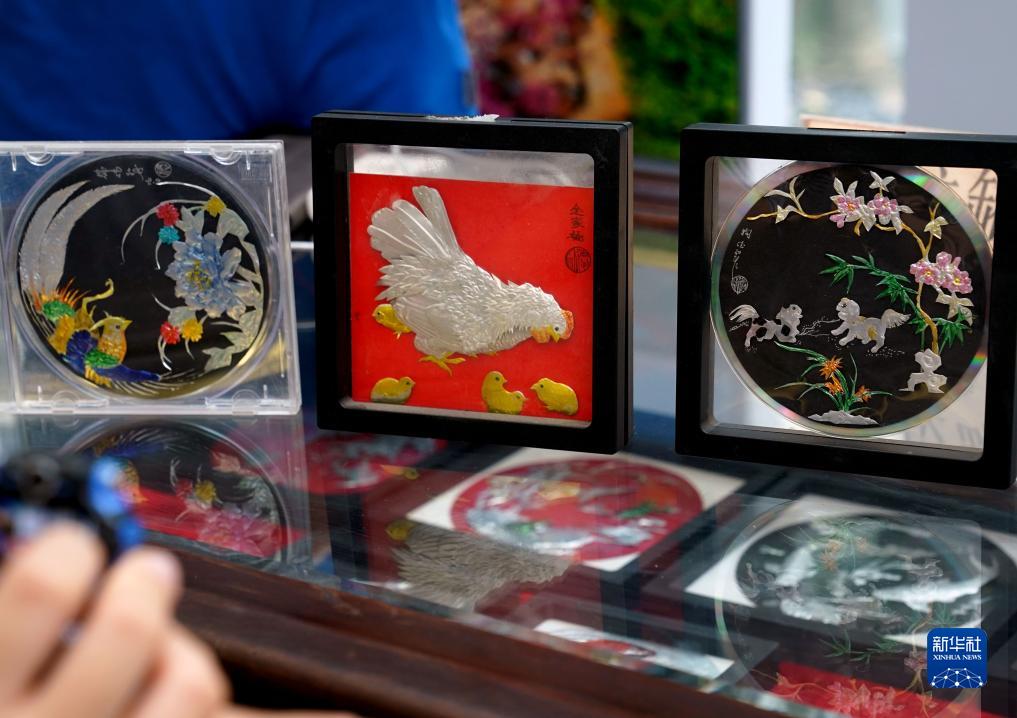 上海举办生态环保艺术节