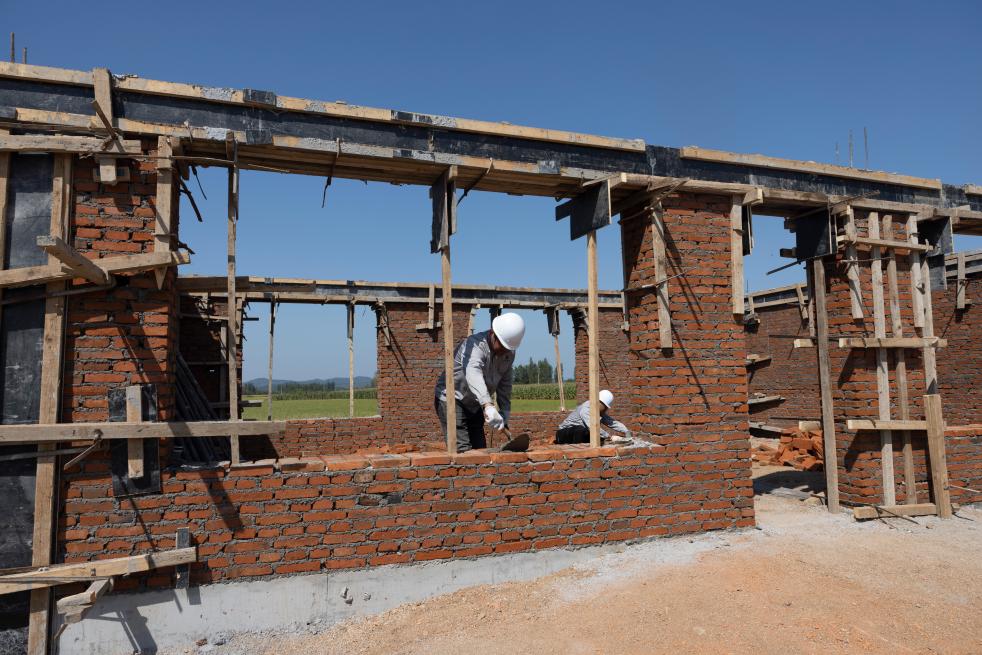 尚志市:恢复重建进行时 近日拍摄的黑龙江省尚志市老街基乡龙王庙村。新华社记者 丁海涛 摄