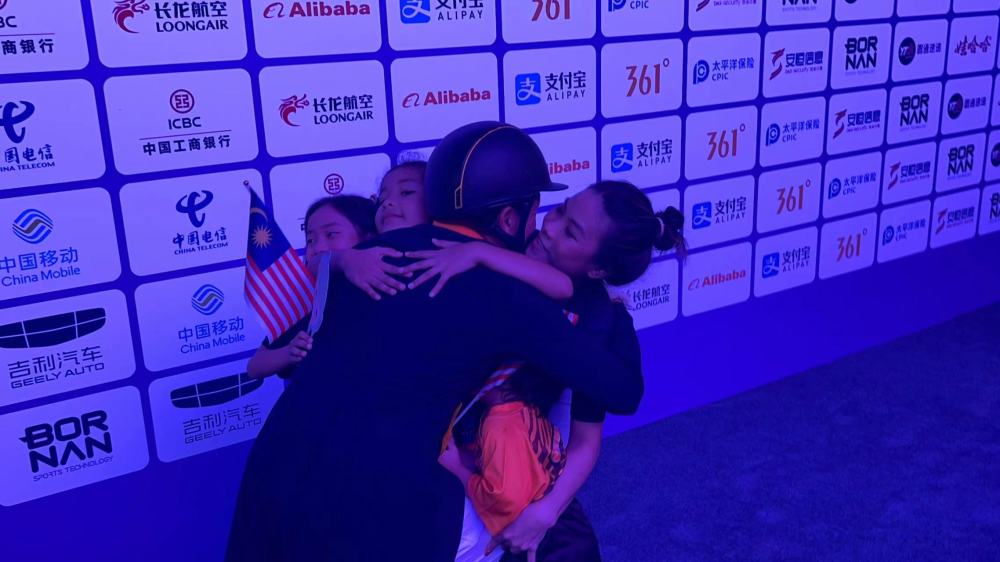 杭州亚运会 | 一枚等待了25年的金牌