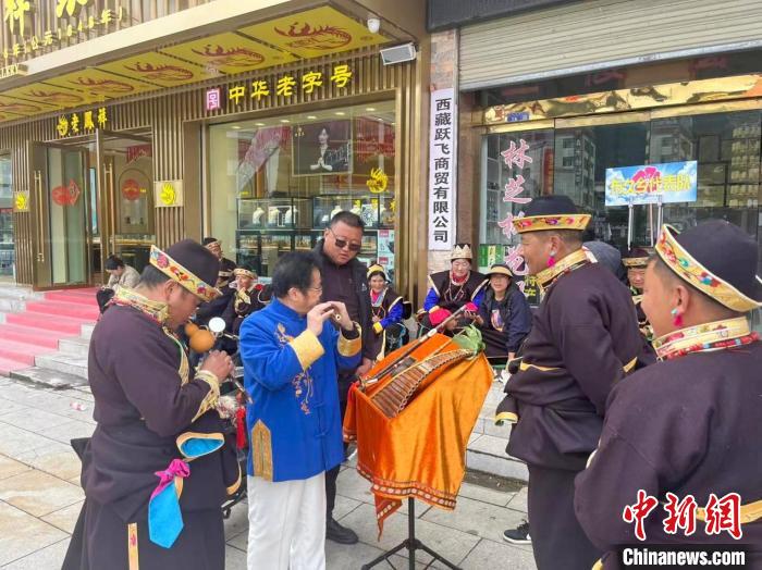 西藏林芝举行“粤藏两地情”系列文化交流活动