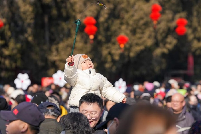 春节假期近百万人次游天坛