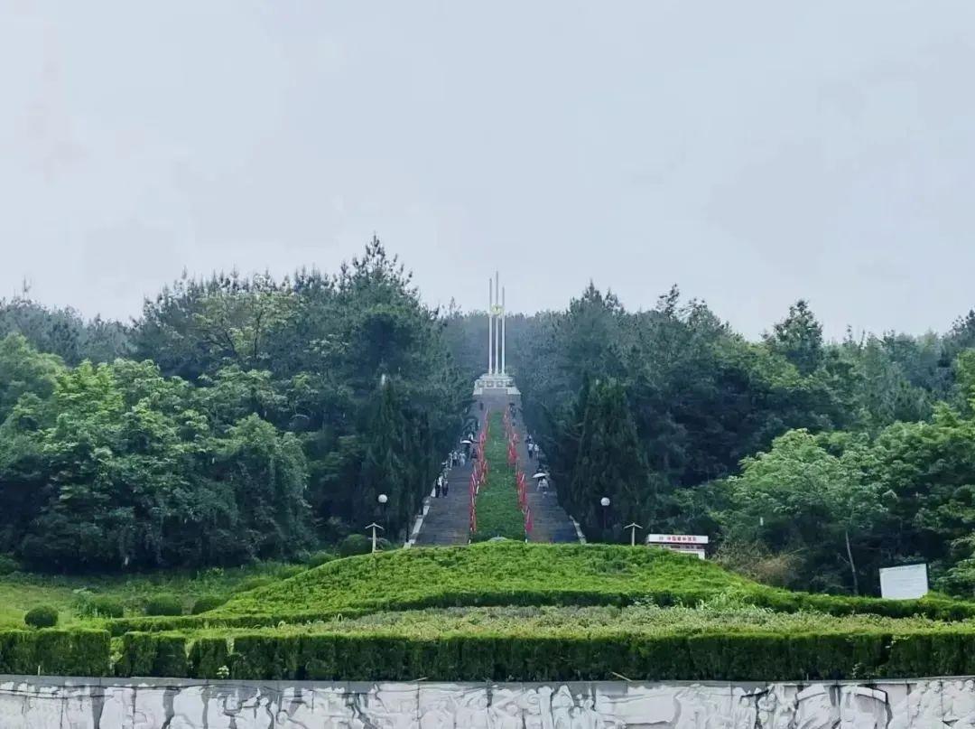 哪个景区这么“出片”啊？还能遇见“欢天喜地七仙女”？