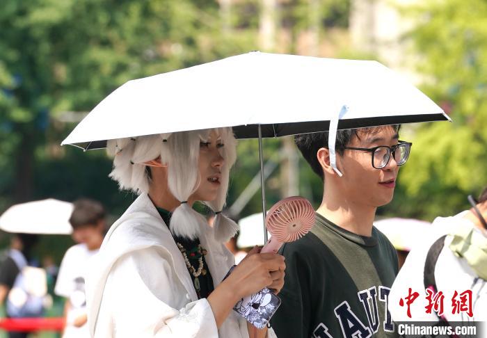 成都发布高温橙色预警