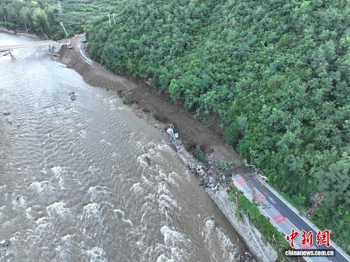 北京交通部门全力抢修保通 怀柔、平谷实现全区道路断点应急连通