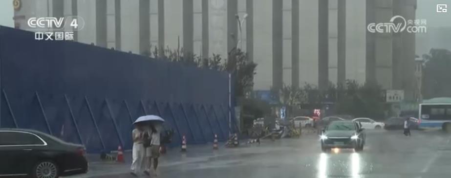 应对强降雨：多地紧急转移安置群众 地质隐患排查同步进行