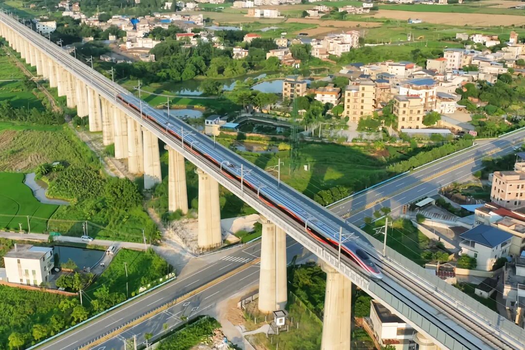 我的铁路风景｜非遗进车站，月饼传温情，旅途满是烟火气