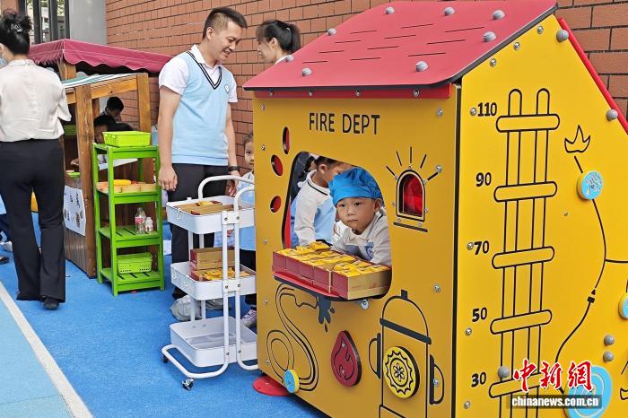 厦门托育服务亮点凸显:“一园两制”+ 两岸融合