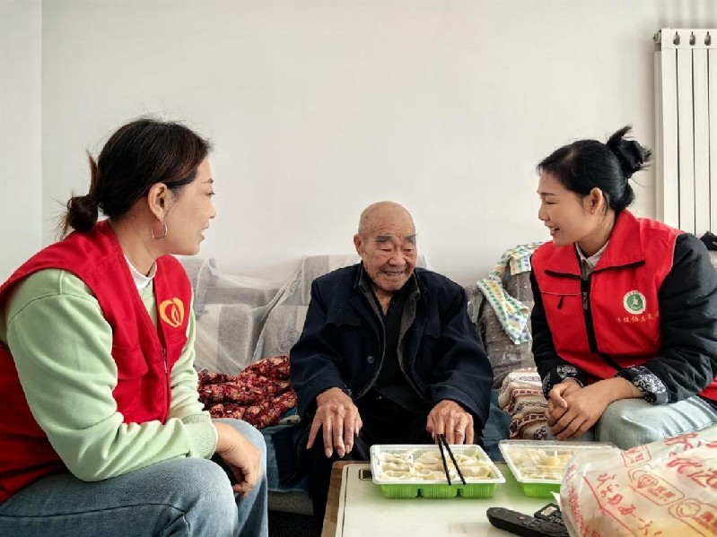 【网络中国节】山东济宁:公益暖桑榆 重阳传温情 【网络中国节】山东济宁:公益暖桑榆 重阳传温情