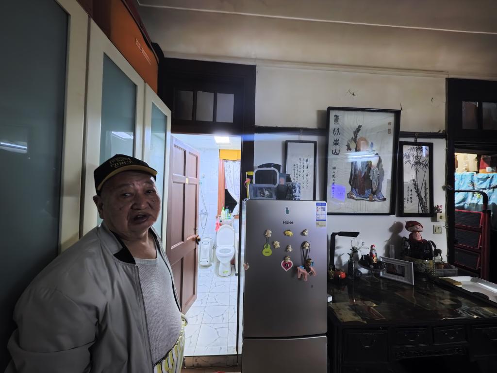 新华鲜报丨告别“拎马桶”!上海三十年接力塑“人民城市”新坐标