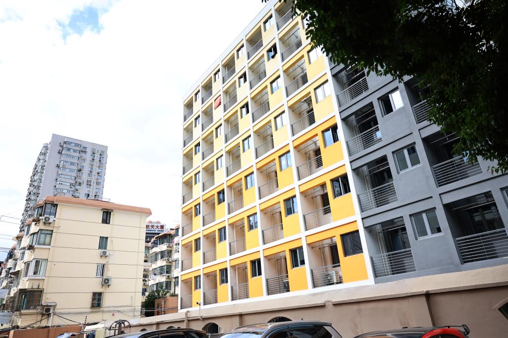 新华鲜报丨告别“拎马桶”!上海三十年接力塑“人民城市”新坐标