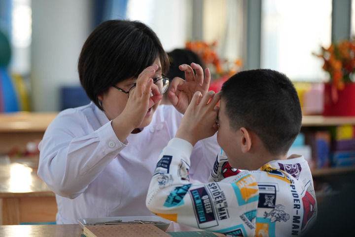 谁是焐热寒夜的人