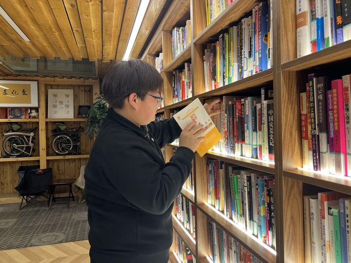 谁是焐热寒夜的人