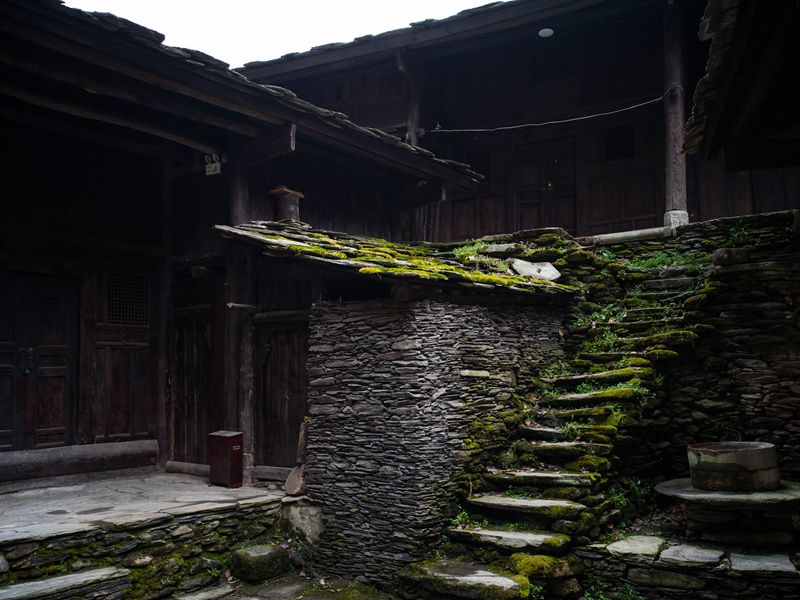 【新春走基层】甘肃文县玉垒乡巴巴沟明代石板房景观