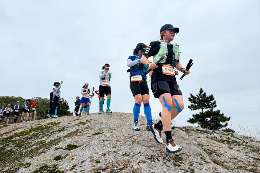 “一步一景、景随路变”，浙江温岭黄金海岸跑山赛激情开跑