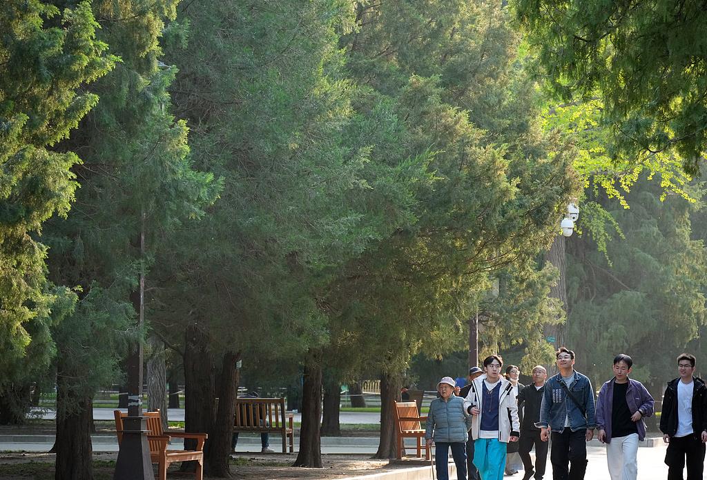 为何以前不过敏现在开始出现症状?主要是这两个因素