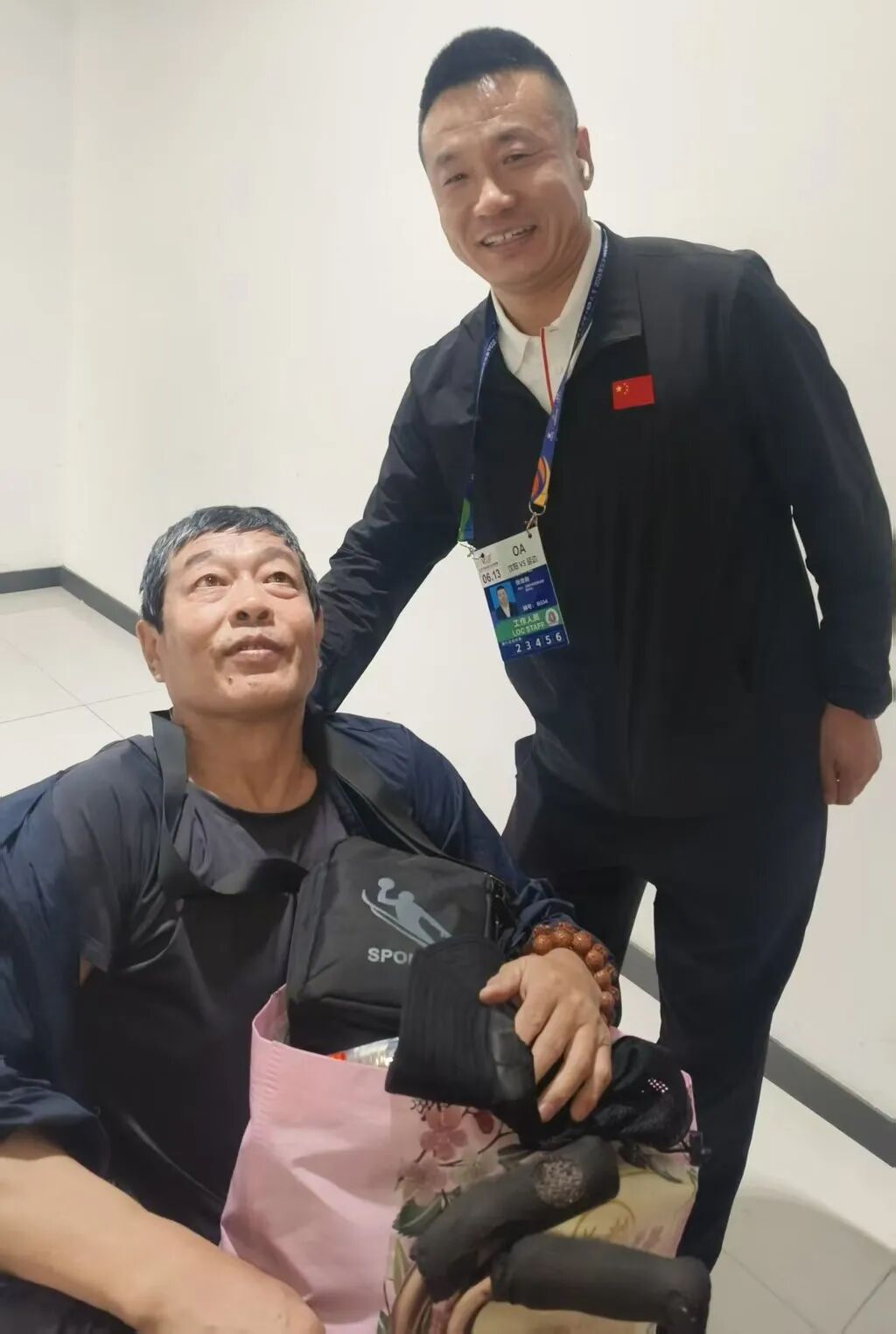 请你关注这条关于“东北超”的朋友圈