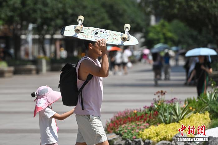“多地热到破纪录”,8月还会出现极端高温吗?