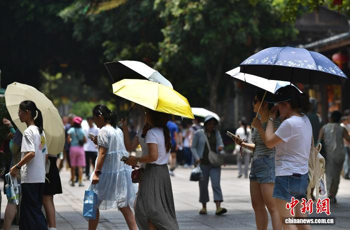 “多地热到破纪录”,8月还会出现极端高温吗?