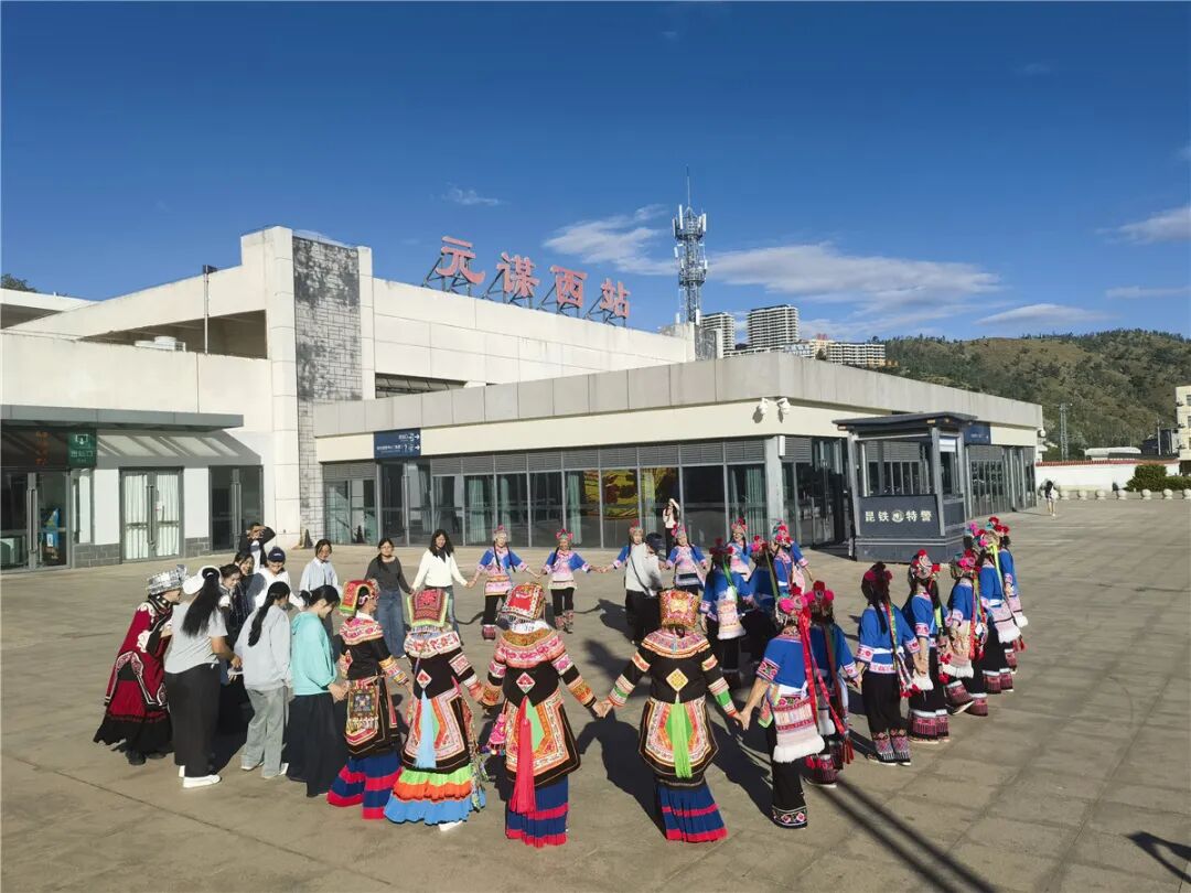 我的铁路风景|盛世华诞,情满旅途