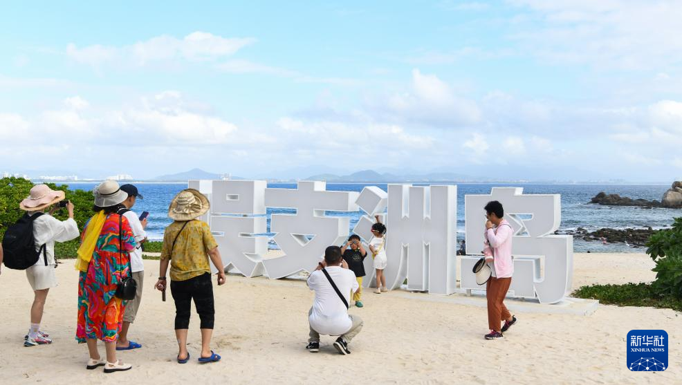 海南三亚：冬季旅游市场升温
