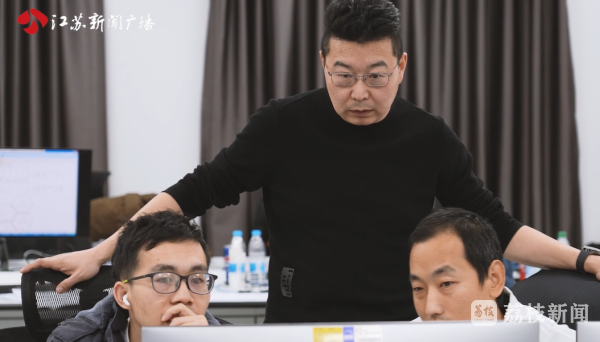 深夜值班室 | 守“望”：深夜的宇宙级浪漫，是他们每天的日常