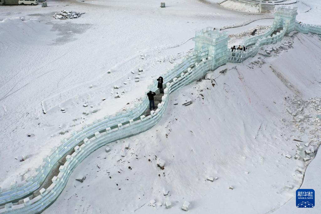 呼和浩特：冰雪乐园引客来