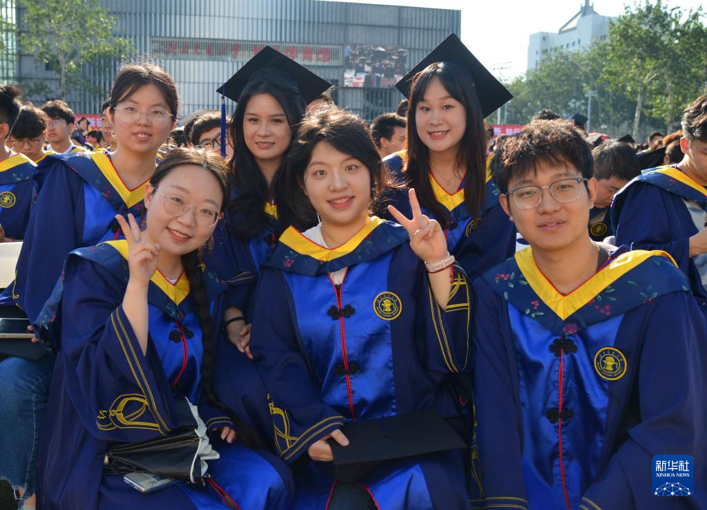 北京交通大学举行2025年毕业典礼暨学位授予仪式