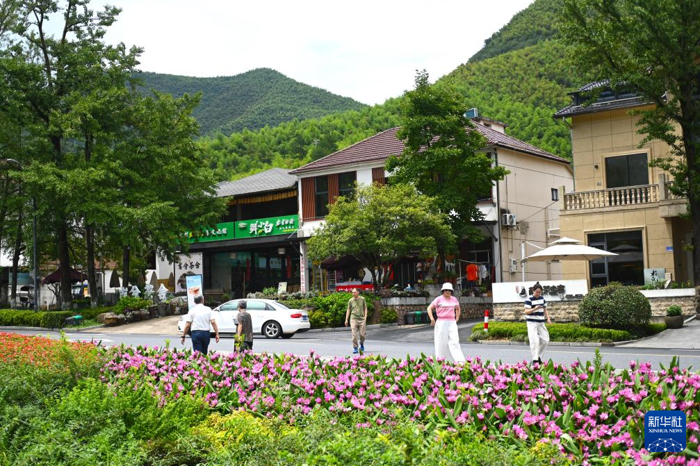 活力中国调研行｜安吉余村：从采矿村到“世界最佳旅游乡村”的绿色蝶变