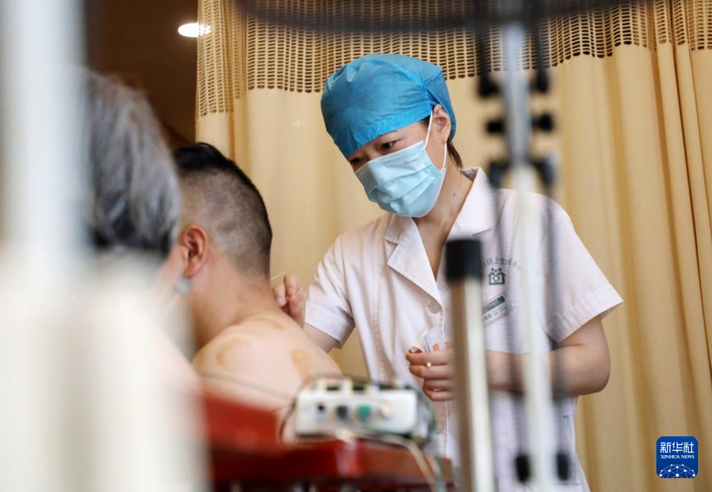 迎接中国医师节