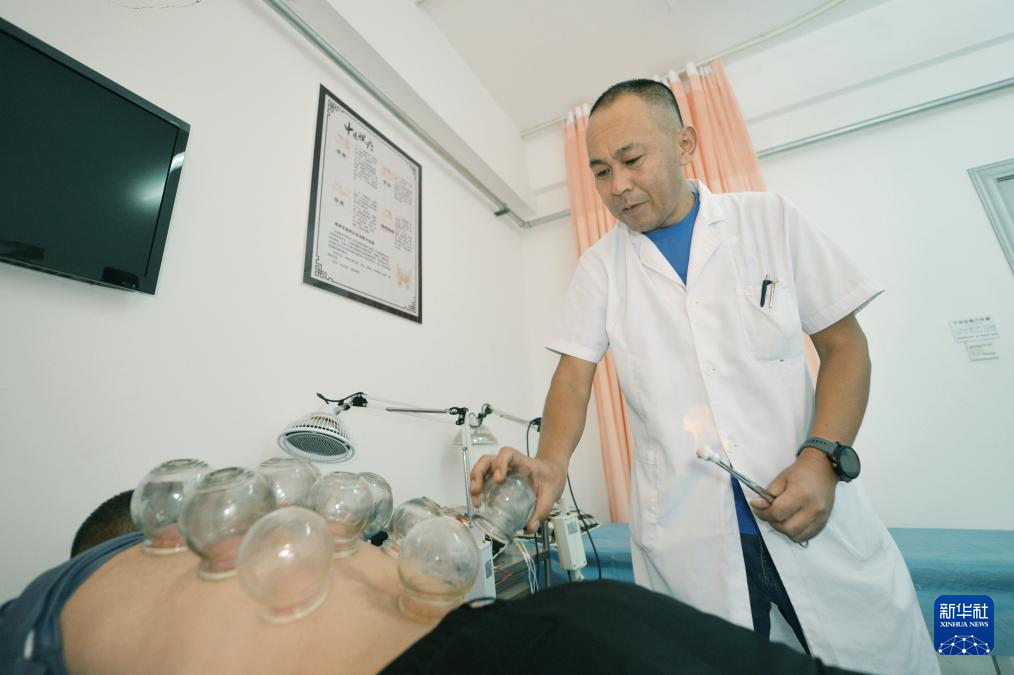 迎接中国医师节